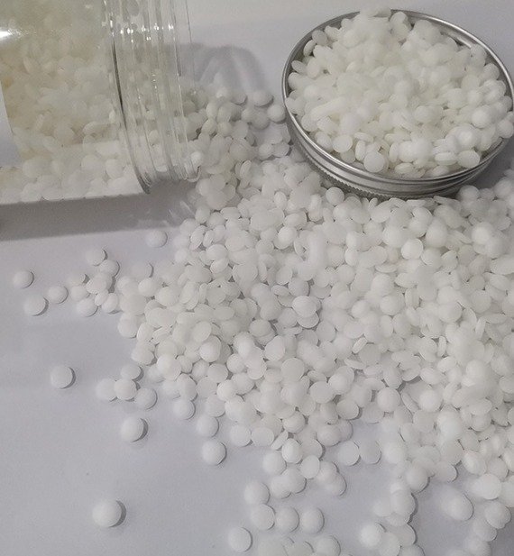 BTMS- 50 (Butylene Glycol Free) Beads - Image 2